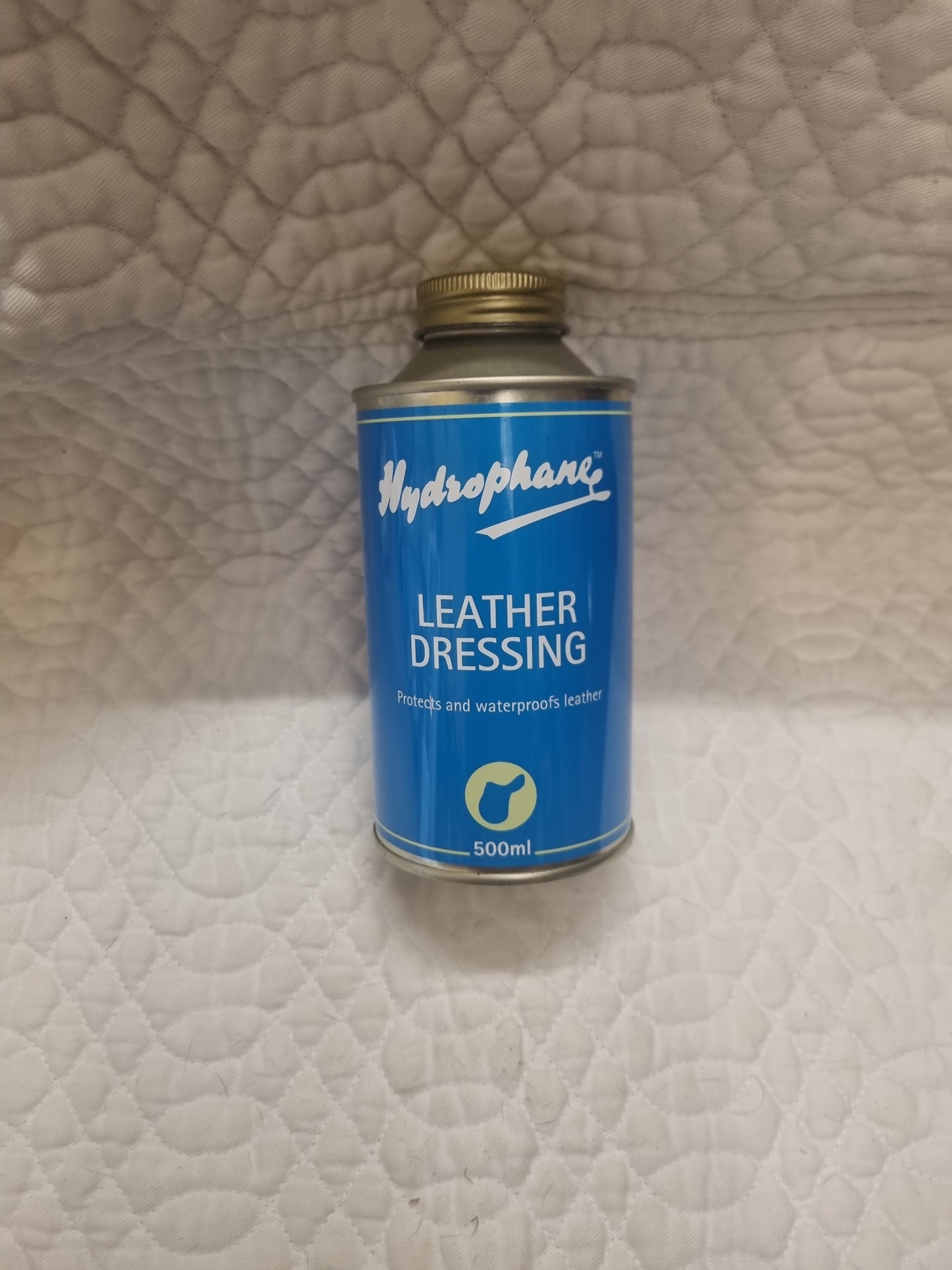 Hydrophane Leather Dressing