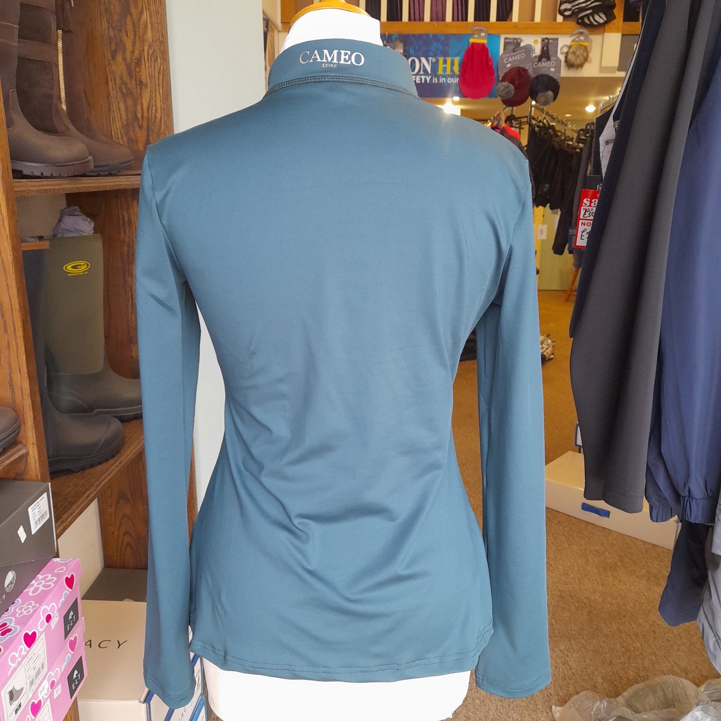 Cameo Core Teal half zip top