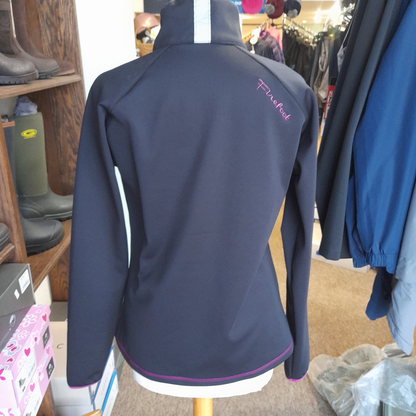 FIREFOOT Ladies Half Zip Top Black/Fuchsia