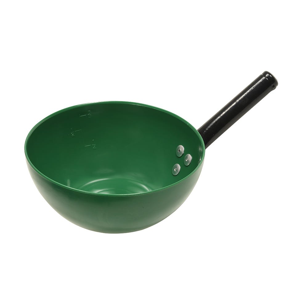 STUBBS Feed Scoop - Plastic (S80)